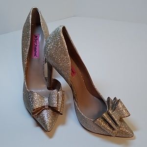 Betsey Johnson Bow Prince Pewter Gold Glitter Heel